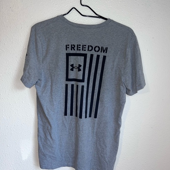 Under Armour Men's Freedom Gray Tee - Picture 3 of 4
